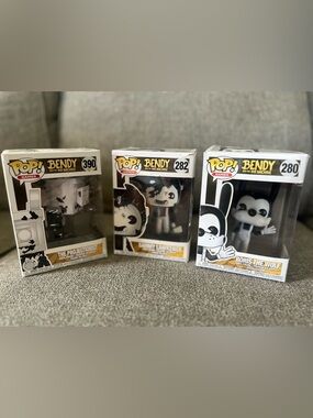 Funko Sammy Lawrence Pop! Vinyl Figure - Black, White